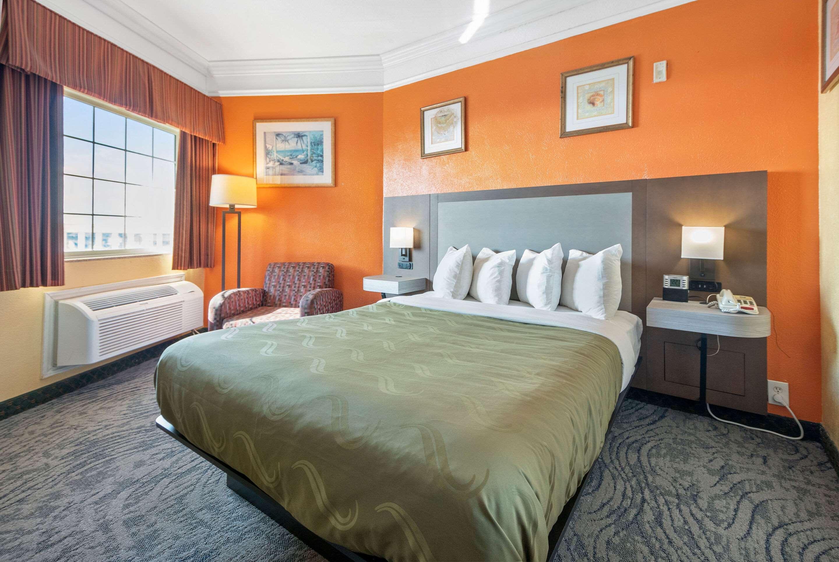 Quality Inn & Suites Galveston - Beachfront Extérieur photo