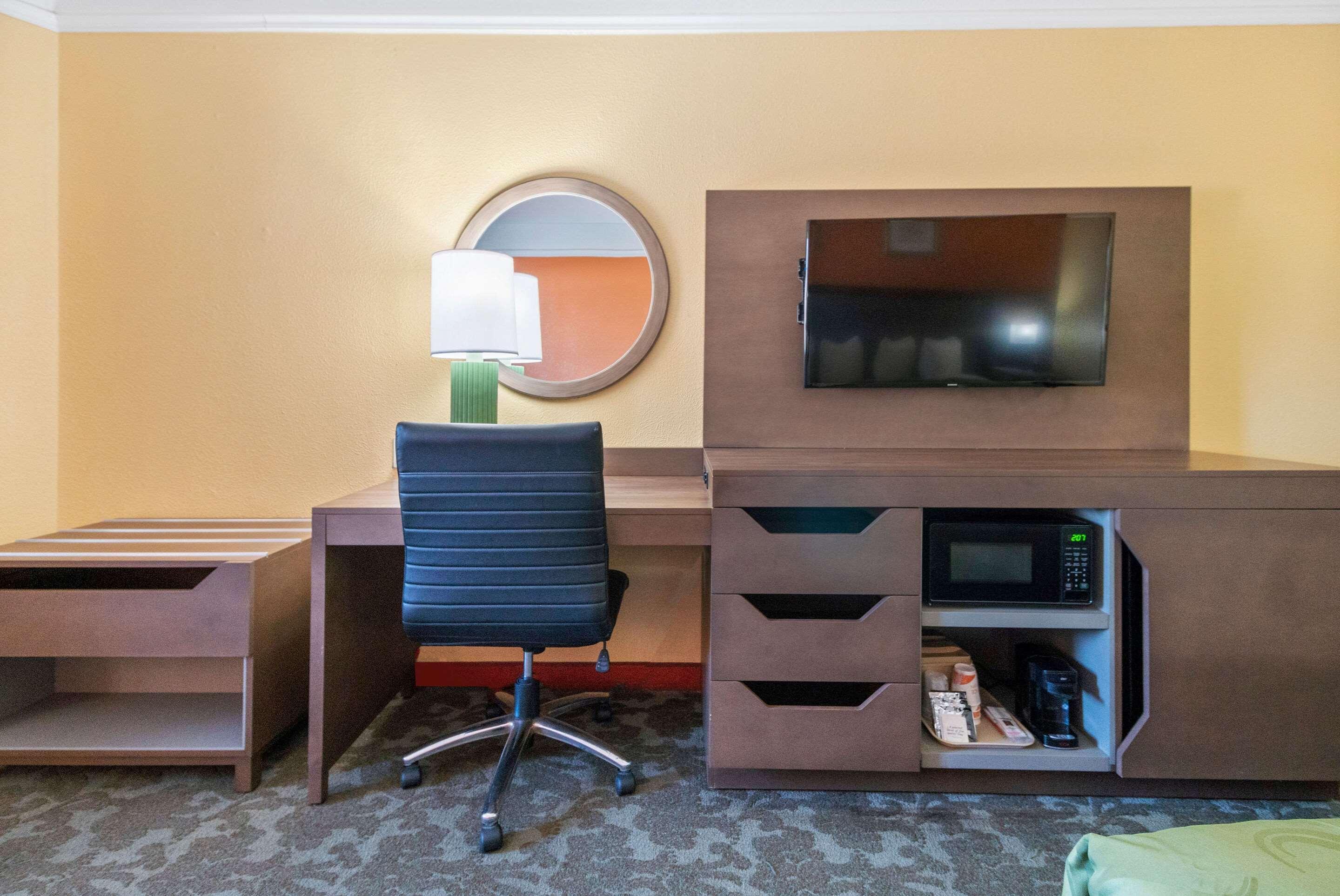Quality Inn & Suites Galveston - Beachfront Extérieur photo