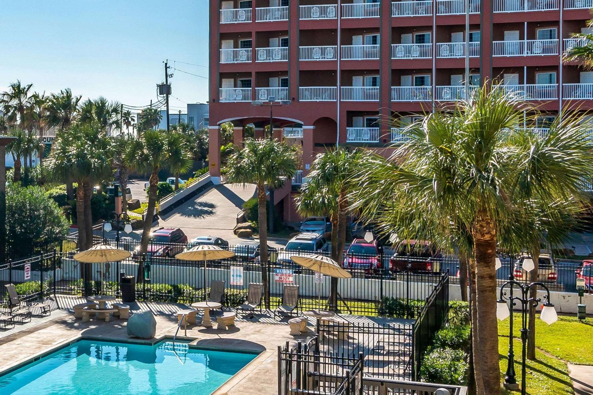 Quality Inn & Suites Galveston - Beachfront Extérieur photo