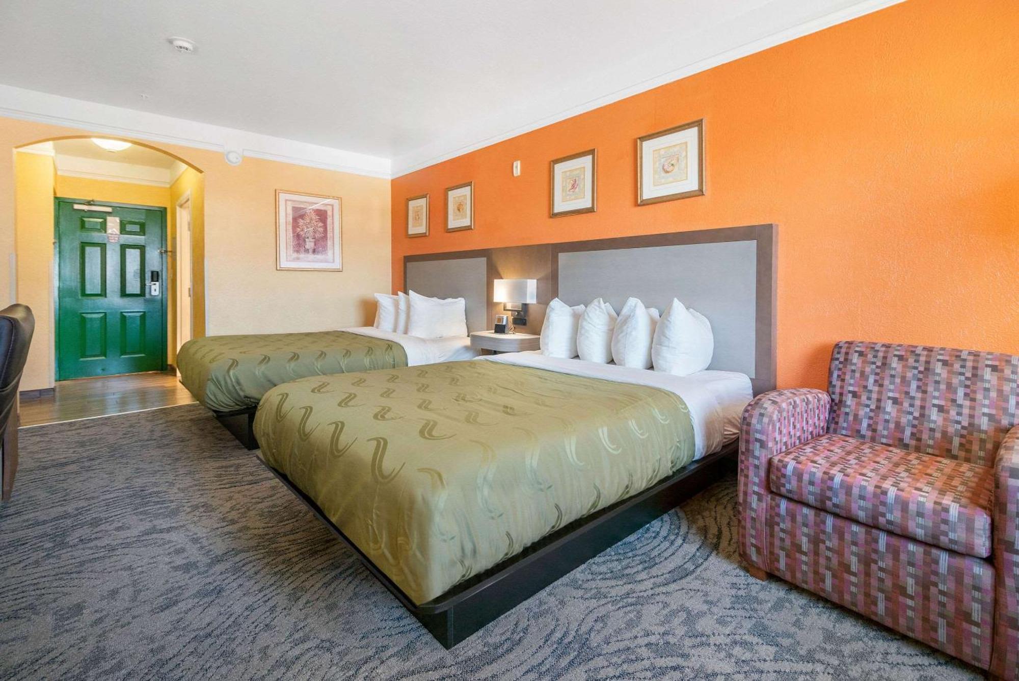 Quality Inn & Suites Galveston - Beachfront Extérieur photo